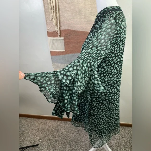 Anthropologie Ranna Gill Green Fluttered embroidered Boho Mini Dress XS NWOT - Picture 6 of 10